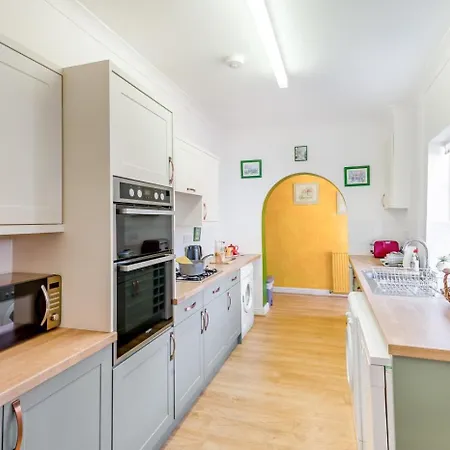 3 Bed In Oc-s018 *